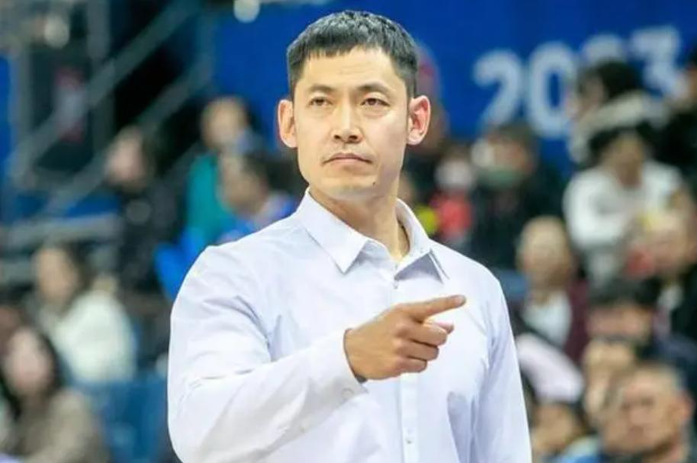 米兰体育-包含北控官宣：接受闵鹿蕾辞职致以崇高敬意聘请张庆鹏出任主教练的词条