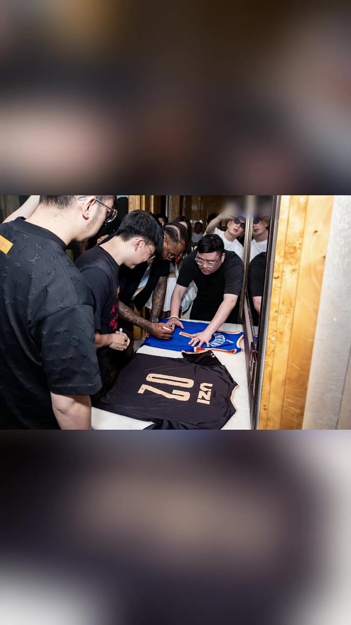 米兰体育-Deft祝贺Uzi入选名人堂：希望你一直展示好的面貌，一直幸福下去！