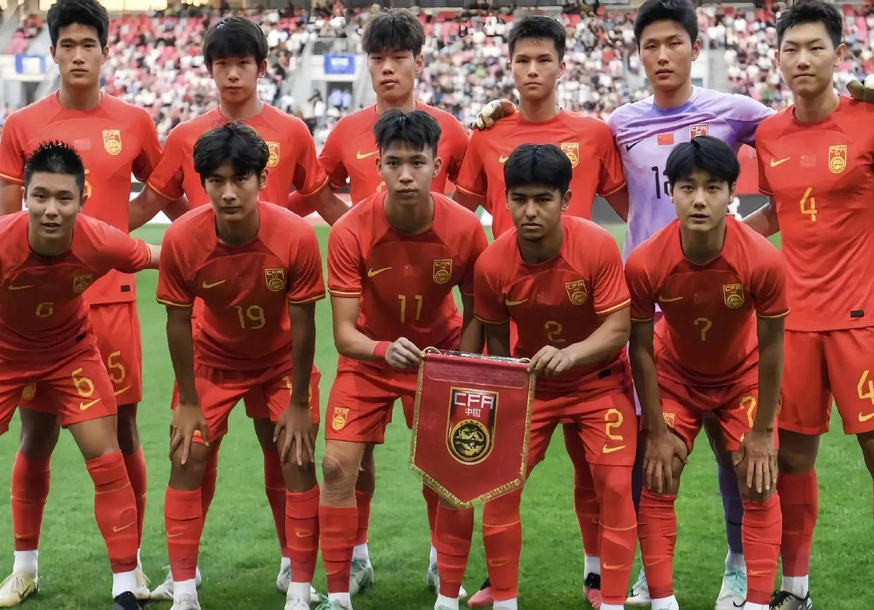 米兰体育-包含国际足球比赛现场回顾，中国队实力获得认可的词条